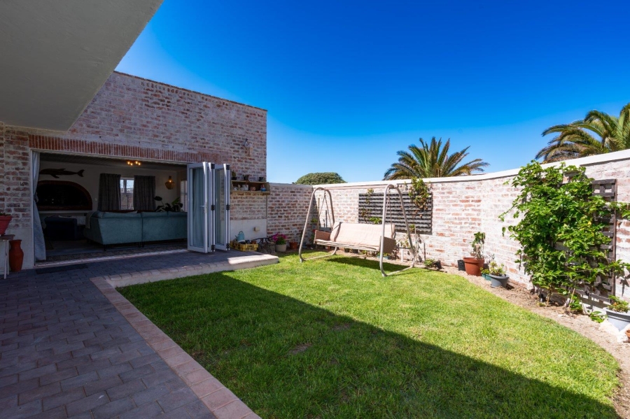 3 Bedroom Property for Sale in Bluewater Bay Western Cape